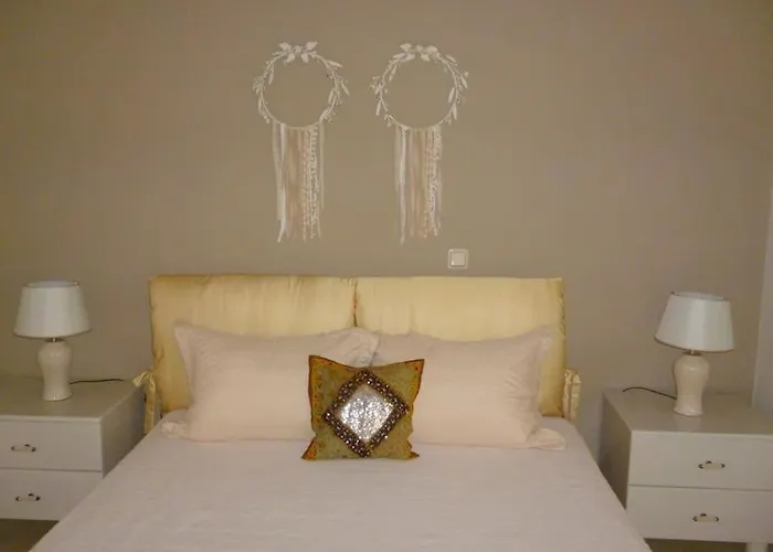 ανεμώνη - Anemoni Nyaraló *