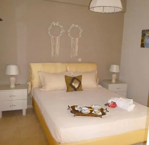 Nyaraló ανεμώνη - Anemoni Koróni